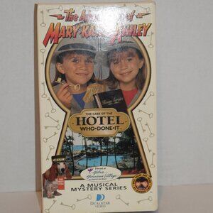 The Adventures of Mary-Kate & Ashley - The Case of the Hotel Who-Done-It VHS